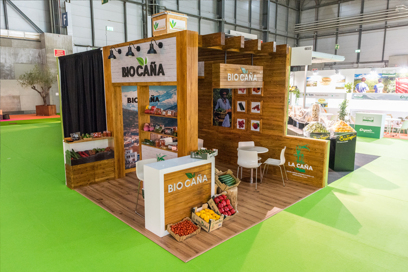 Componer Recuerdo exilio Diseño, montaje y fabricación de stands para ferias y eventos