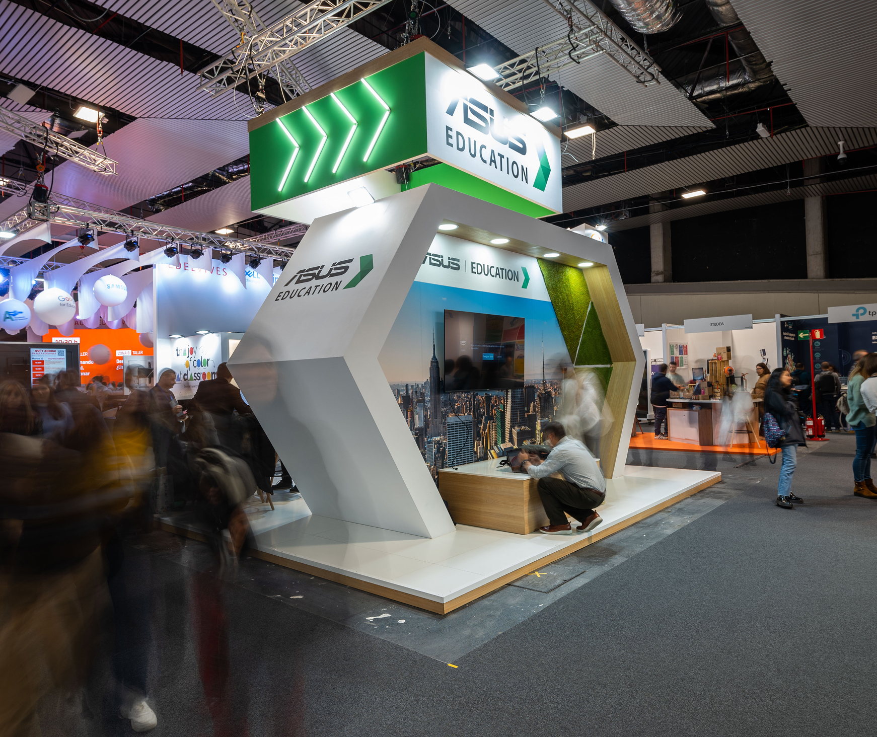 SIMO_EDU_IFEMA_22_ASUS_00